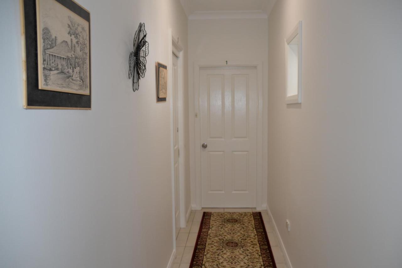 North Ryde Guesthouse ซิดนีย์ ภายนอก รูปภาพ