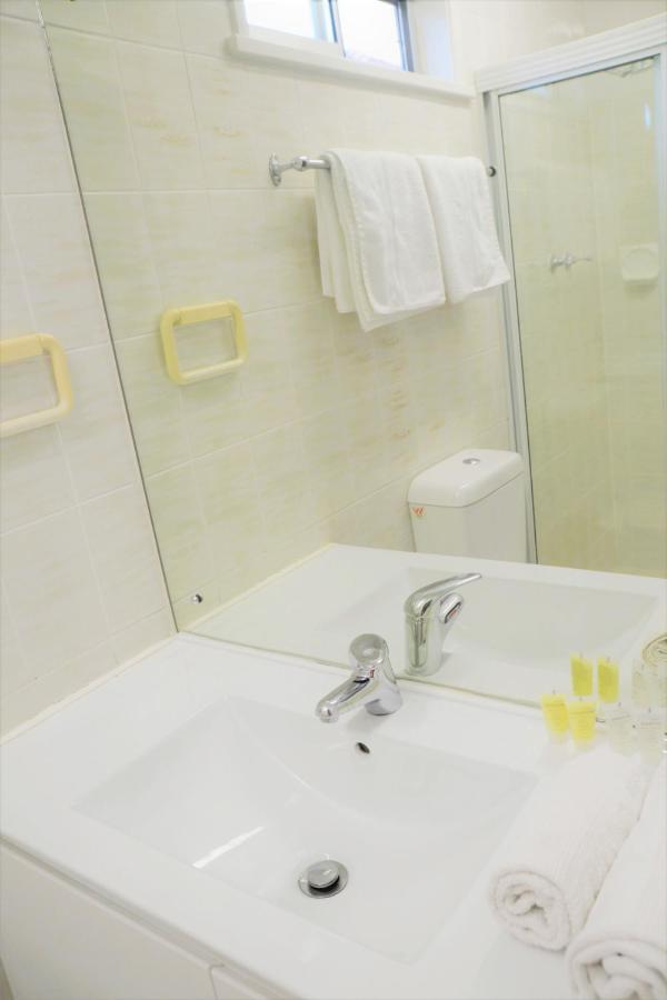 North Ryde Guesthouse ซิดนีย์ ภายนอก รูปภาพ